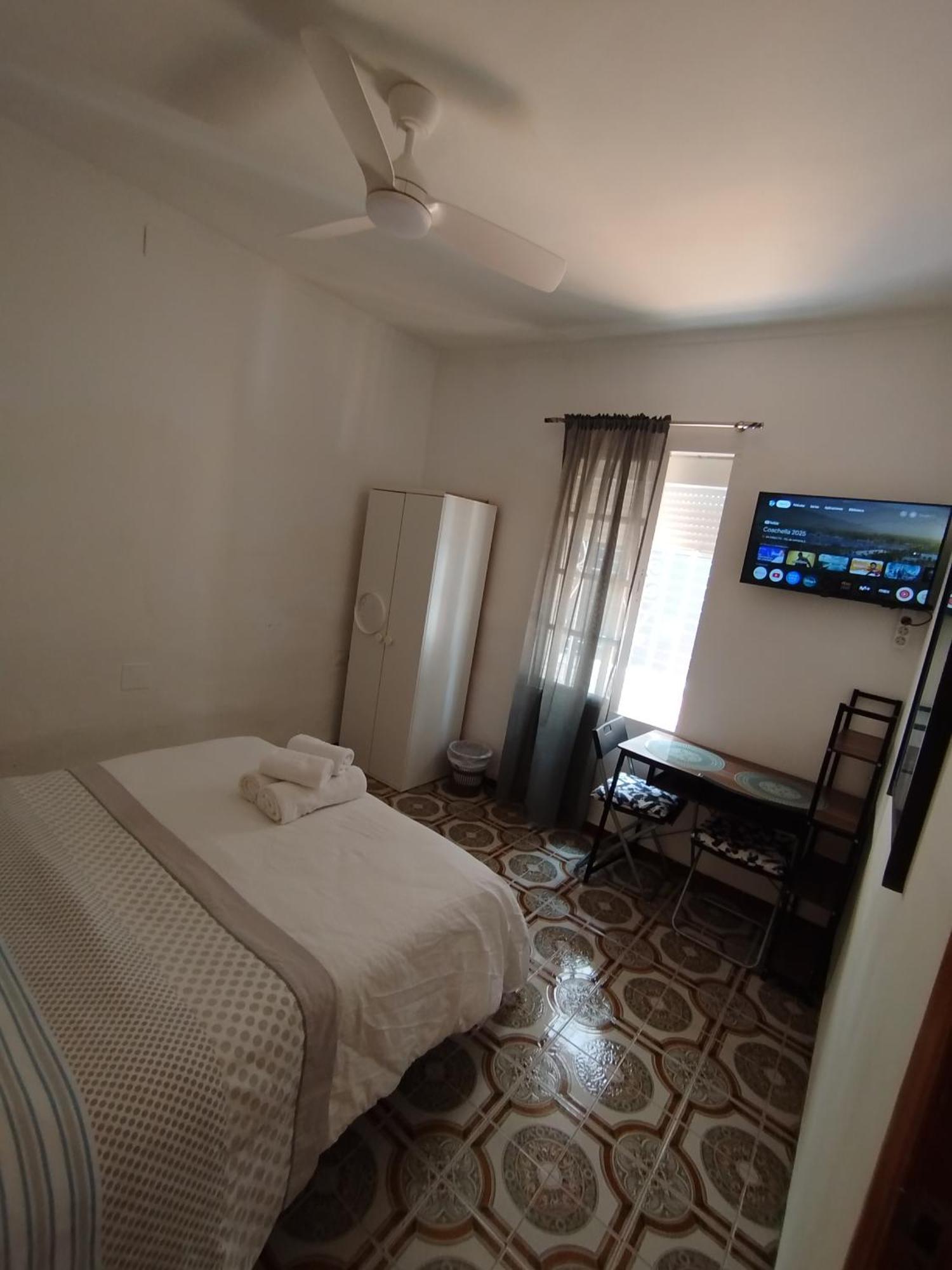 Malaga Center Rooms Kültér fotó